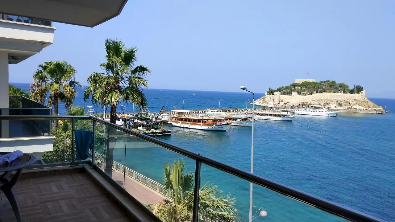 Amazing Seaview Flat Daire Kuşadası Türkiye