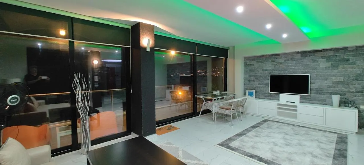 Amazing Seaview Flat Daire Kuşadası